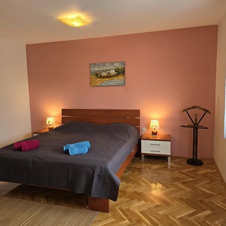 House Melly With Swimming Pool Rovinjsko Selo Exterior foto
